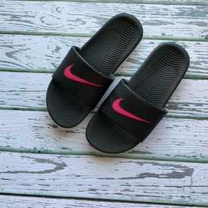 Nike slides